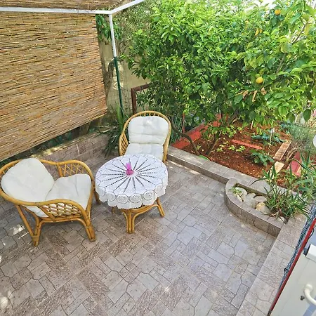 Aleksandra Apartment Hvar Town